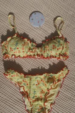 Compact Mirror -Dippin Daisys Shop COMPACT MIRROR PERIWINKLE TEA PARTY