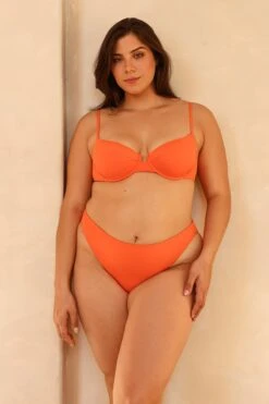 Gigi Underwire Bikini Top -Dippin Daisys Shop D4142JRMSD BLDO gigi top blood orange 4