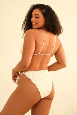 Bella Triangle Bikini Top 8 Bella Triangle Bikini Top -Dippin Daisys Shop D4234JMNLC DPNK bella top dotted pink 3