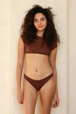 Joni Crop Top 10 Joni Crop Top -Dippin Daisys Shop D4259 MCHA joni top mocha 1