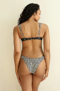 Stray Underwire Bikini Heart Top -Dippin Daisys Shop D4333 WLCD stray heart top wild child 3