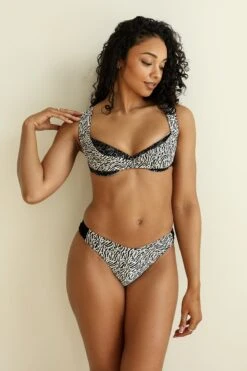 Stray Underwire Bikini Heart Top -Dippin Daisys Shop D4333 WLCD stray heart top wild child 4